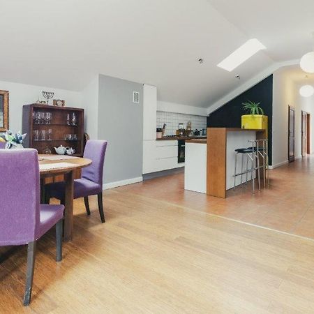 トチェフApartament Stare Miastoアパートメント エクステリア 写真
