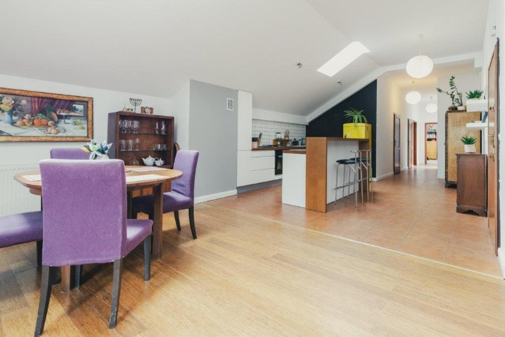 トチェフApartament Stare Miastoアパートメント エクステリア 写真
